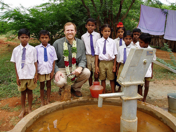 Water.org co-founder and CEO Gary White with the school water committee in Mettupatti, India.