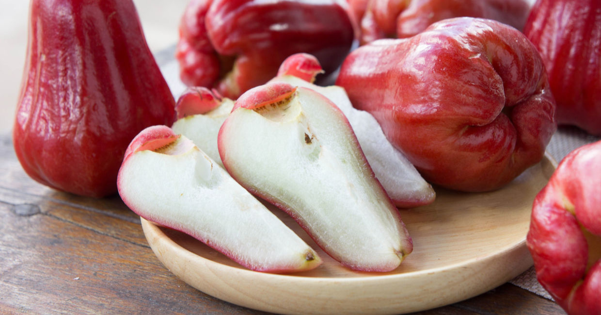 Rose apples are a healthy exotic fruit.