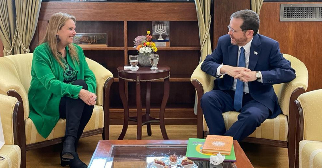 Shari Arison, who initiated Good Deeds Day 16 years ago, meeting  with the President of Israel, Isaac Herzog