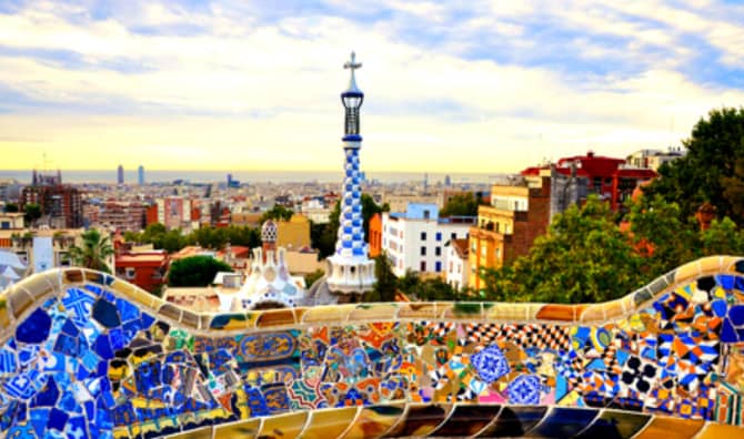 This Beautiful and Iconic City is Creating More Space to Stroll In