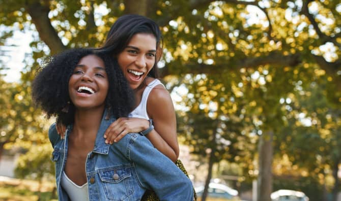 The 8 Defining Characteristics of a Best Friend - GOODNET | Gateway to ...