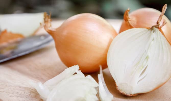7 Unusual Ways You Can Use Onions