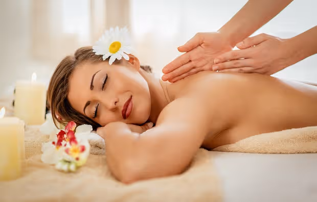 5 Relaxing Massage Techniques Anyone Can Do At Home