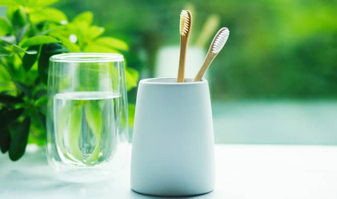 7 Oral Care Hacks That Can Nurture a More Confident Smile