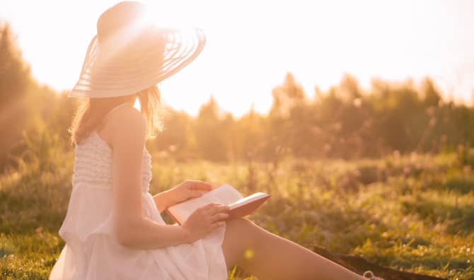 8 Beautiful Inspirational Quotes to Perk You Up