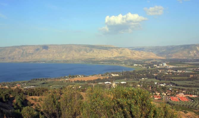 In a Global First, Israel Refills a Freshwater Lake Wth Desalinated Water