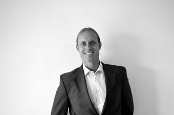 Kevin Vlerick is the COO of Helpfreely.org