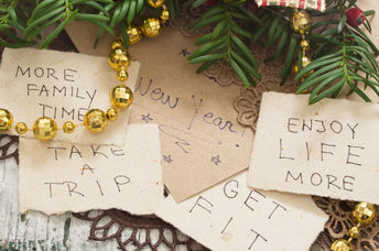 Instead of focusing on loftier goals, consider setting small, more manageable resolutions that will make you feel good inside and out. (Shutterstock)