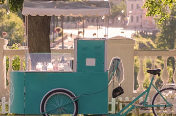 Food bike.