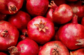 Pomegranates are full of health benefits.