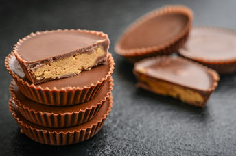 Delicious giant Reese’s Pieces Peanut Butter Pie