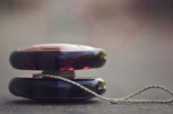 Yo-yo.