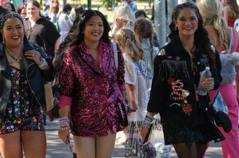 Fans theme dressing for a concert.