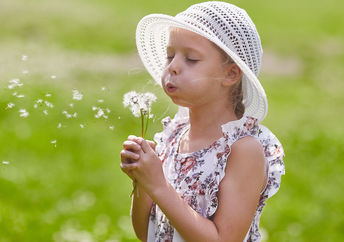 The key ingredients are togetherness, relaxation, indulgence, presence, and comfort. (Shutterstock)