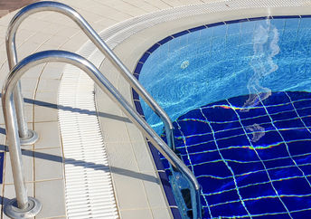 New fabric hopes to keep people cool in the heat