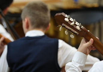 Young guitarists.