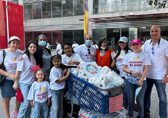 Volunteers gather with supplies during a Good Deeds Day community activity in Mexico.