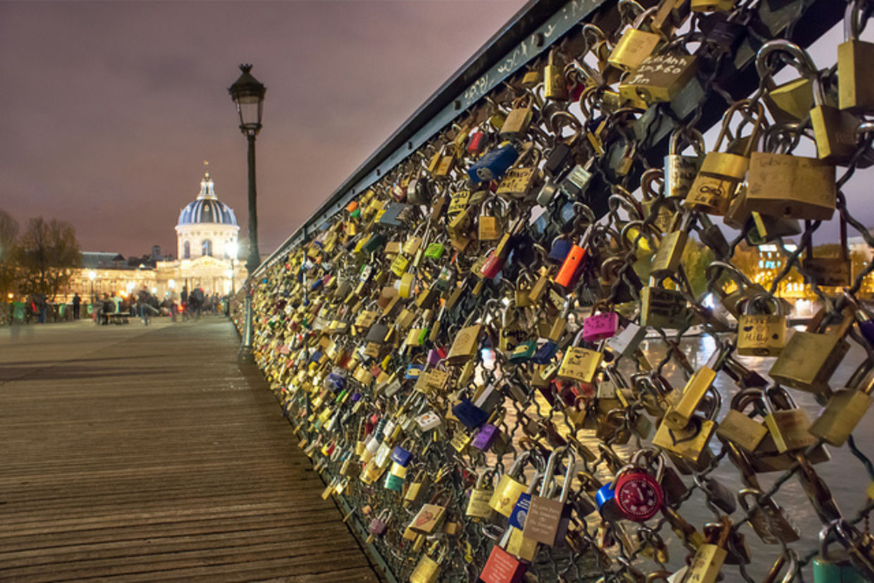 Hundreds of thousands of love-locks were once affixed to the many bridges crossing the Seine in Paris. (Curtis Simmons/CC BY-NC 2.0)