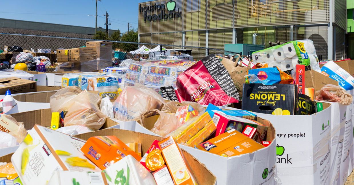 9 Things You Never Thought to Donate to a Food Pantry ...