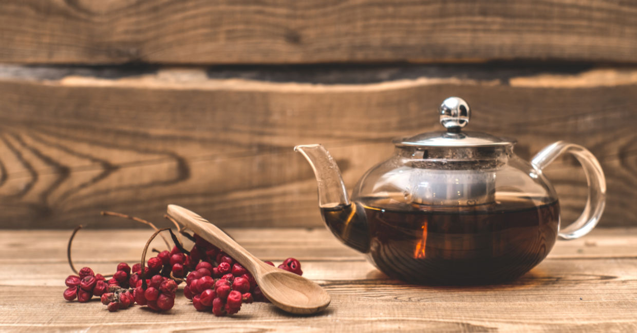 Schisandra tea is both delicious and extremely healthy. (Shutterstock)