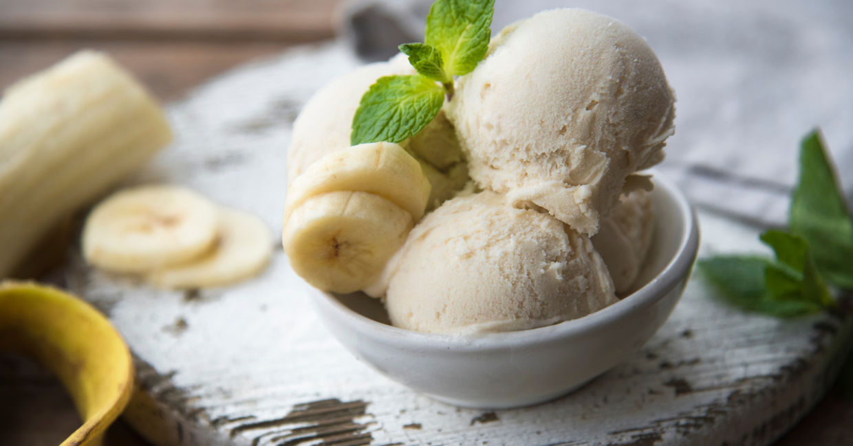 Banana ice cream is a healthy desert for kids.
