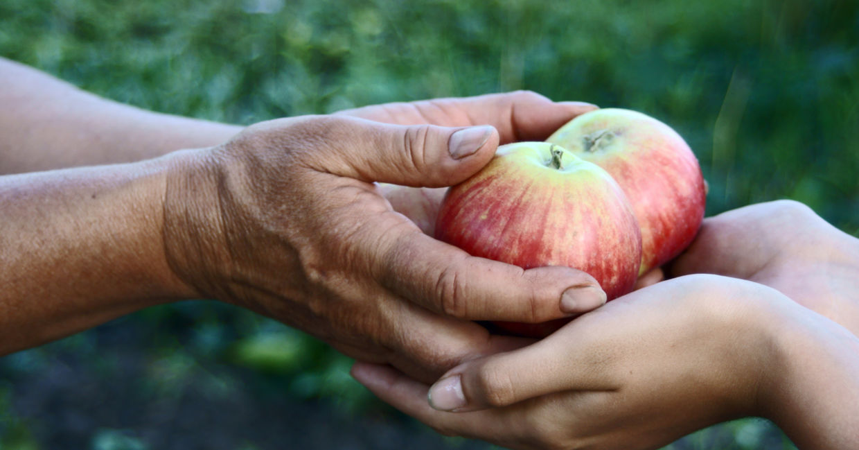 Generosity is all the rage (Shutterstock)