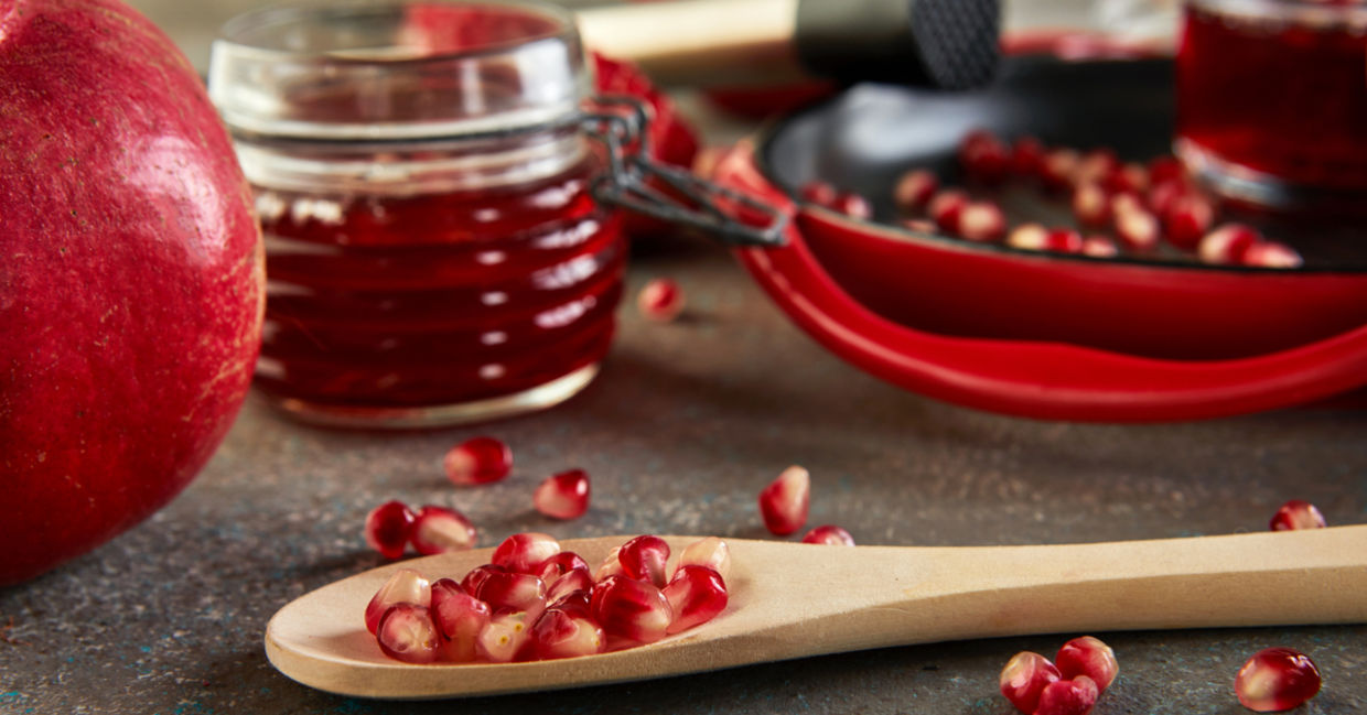 Pomegranate syrup is full of benfits.