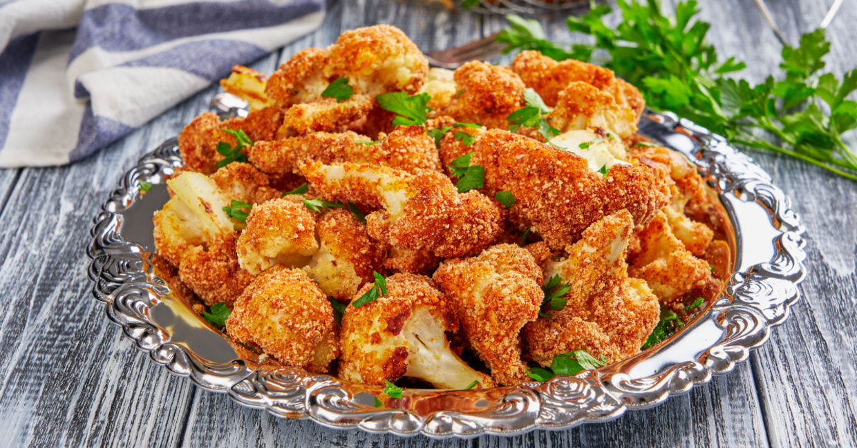 Baked cauliflower is a good way to consume antioxidants.