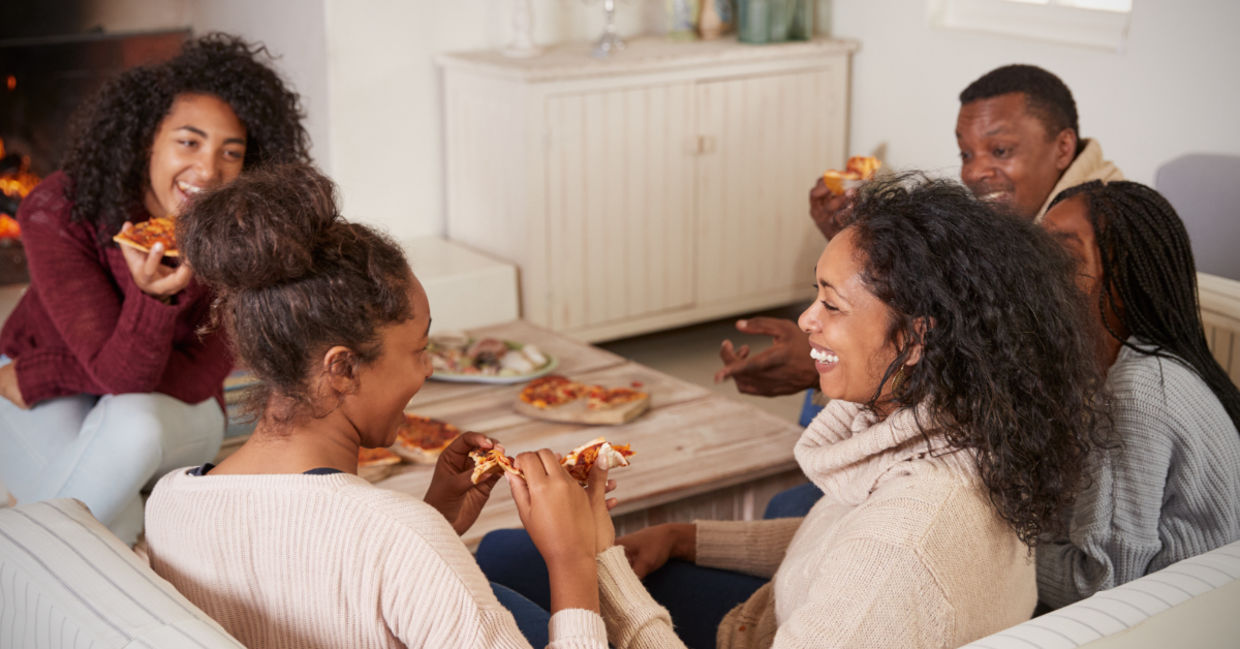 Family pizza night can help families bond.