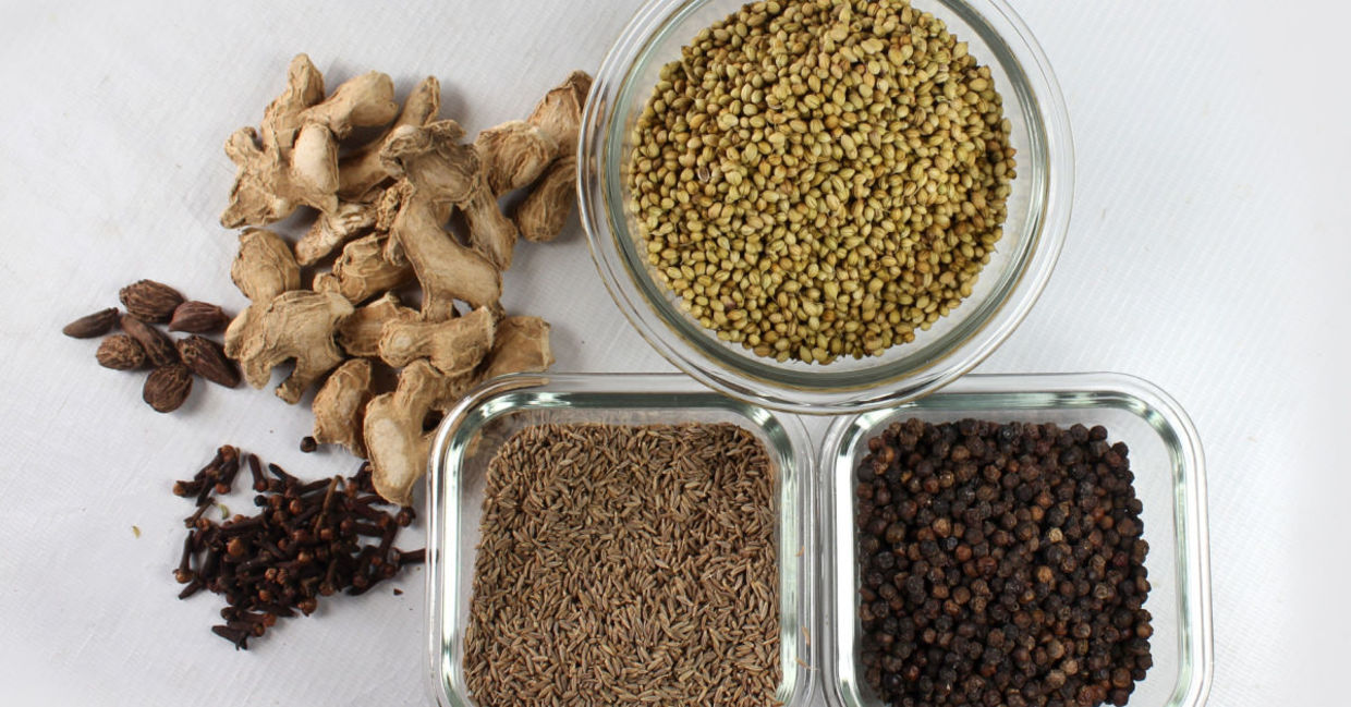 These sweet and savory spices are used to make chaat masala.