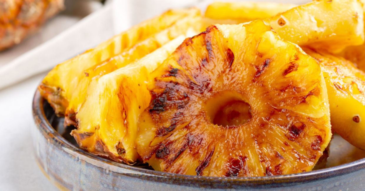 Grilled pineapple is good for your gut.