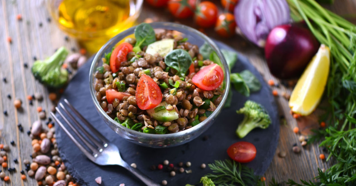 Lentil and veggie salad is good for your heart health.