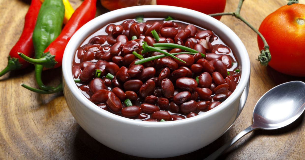 Baked kidney beans are loaded with fiber.