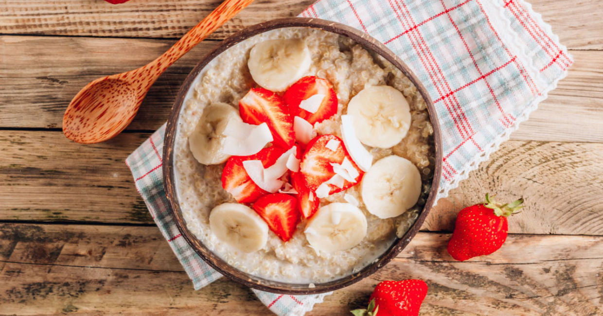 Quinoa porridge with fruit is a healthy breakfast.