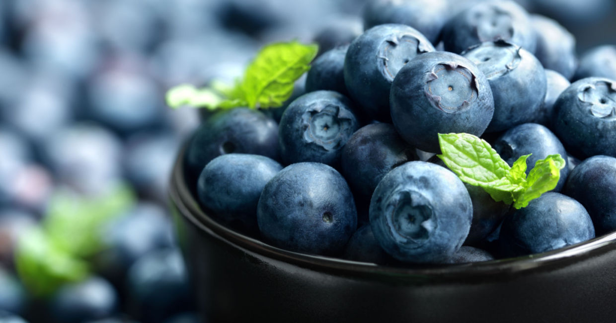 Fresh ripe blueberries.