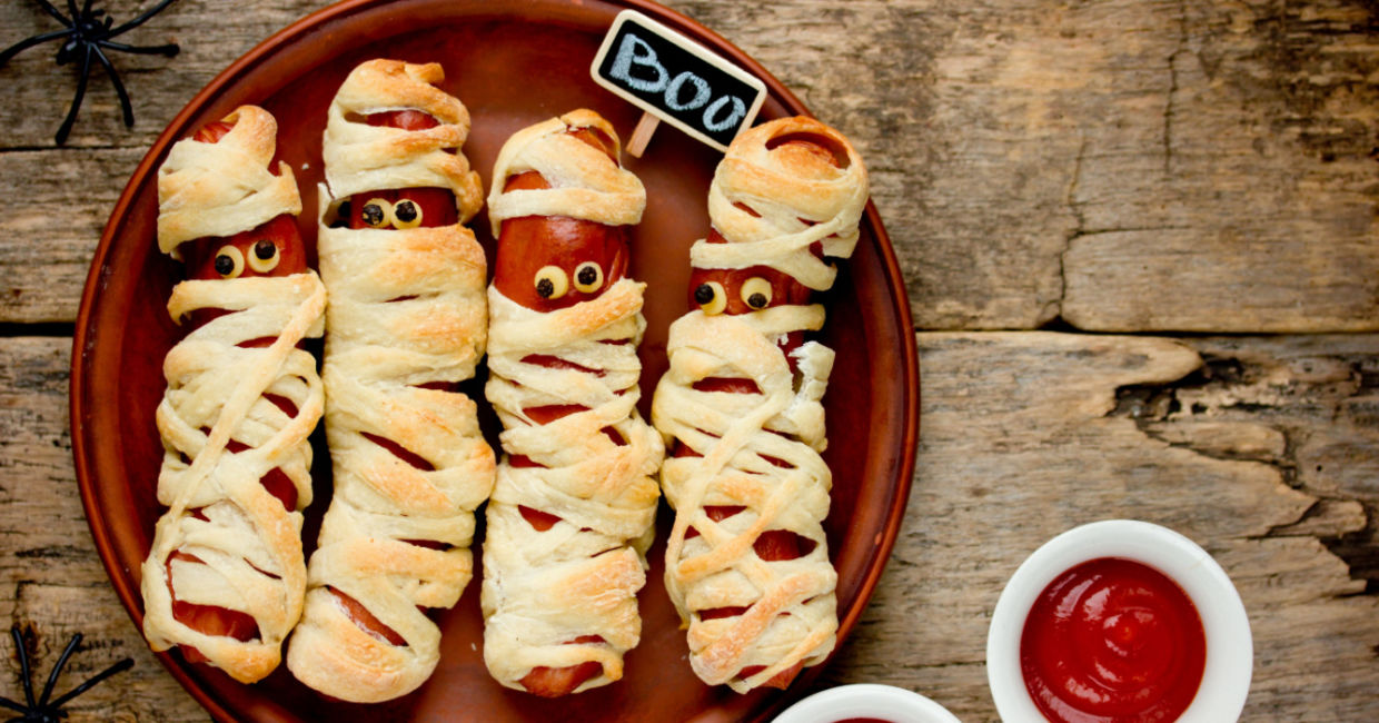 Enjoy these super scary hot dog fingerfoods.
