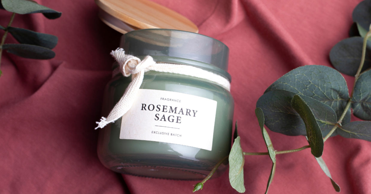Use a rosemary candle to be revitalized.