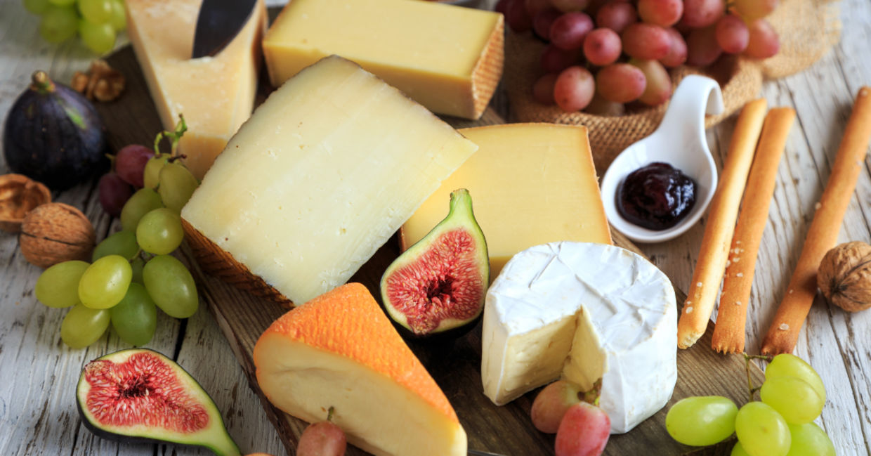 Healthy cheese and fruit platter.