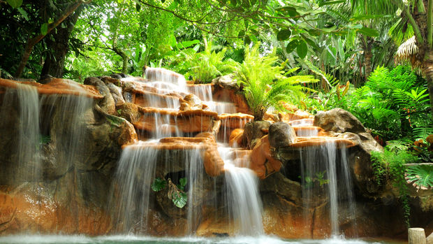 photo Costa Rica’s Natural Hot Springs