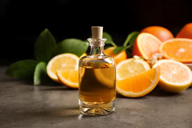 Orange Orange essential oil.